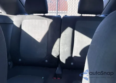 2013 Volkswagen Beetle z USA, uszkodzony, nr VIN 3VWFP7AT0DM636778